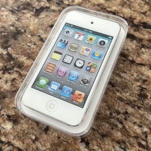 Factory SEALED iPod Touch 32G White